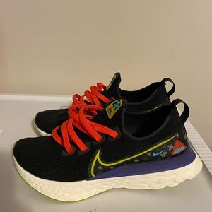 Size 9 - Nike React Infinity Run Flyknit AS Bright Cactus, black, white.